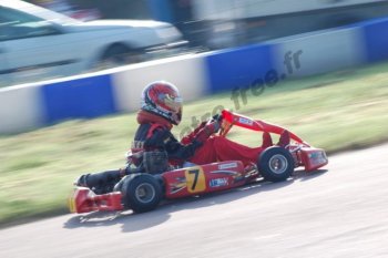 photos le creusot de kevin oudot pilote ffsa jeunes en 2009 et  victoire de ce we sous la pluie