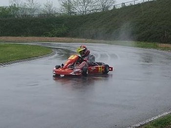 le cresuot éssais kevin oudot pilote FFSA Jeune sous la pluie